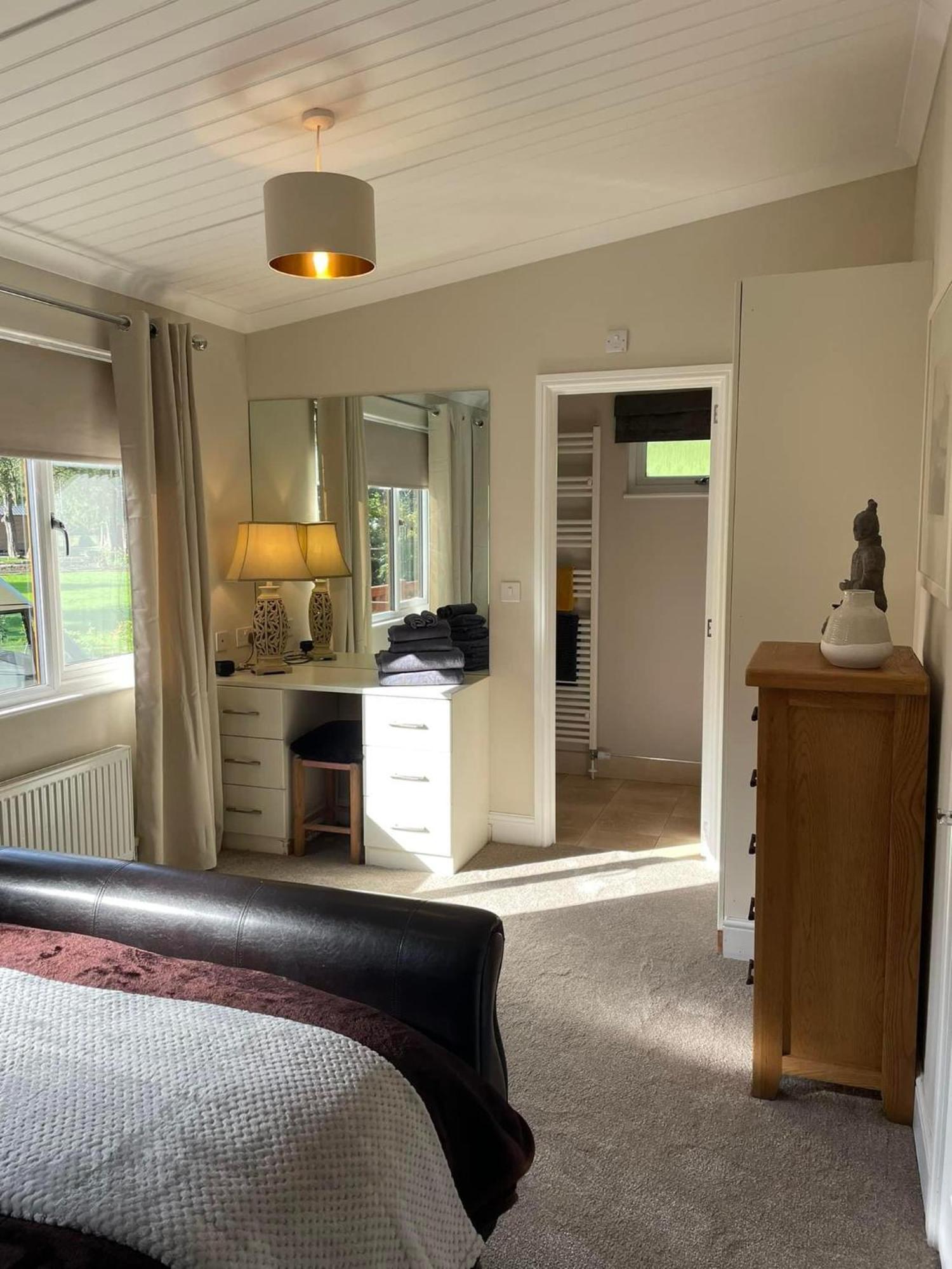 Riverbank Lodge 달러 외부 사진