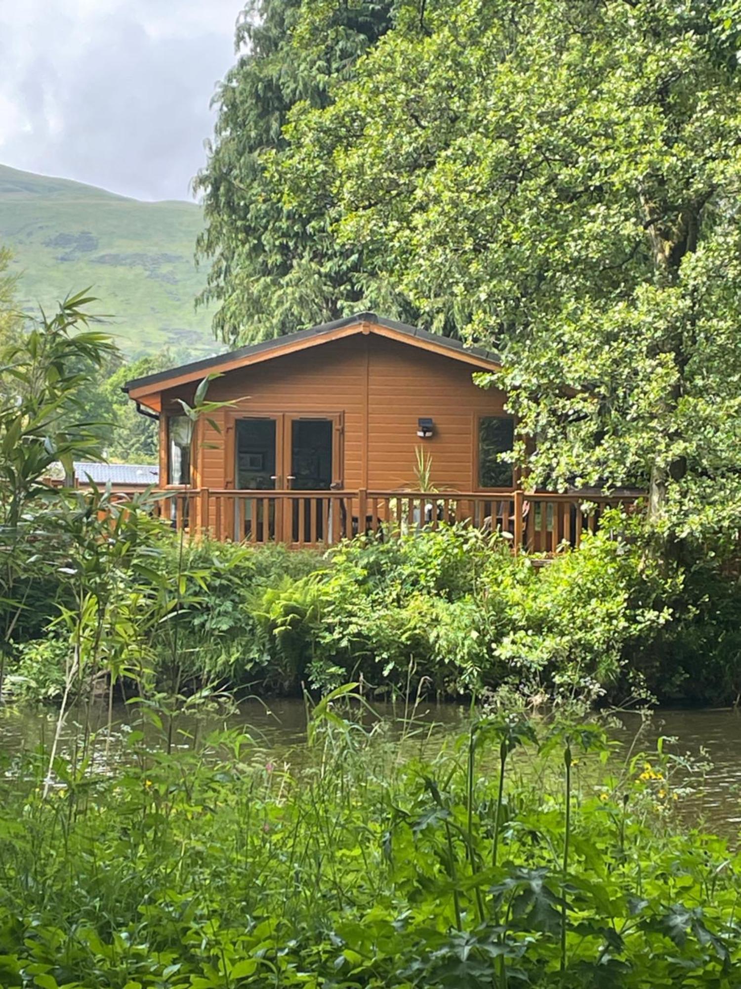 Riverbank Lodge 달러 외부 사진